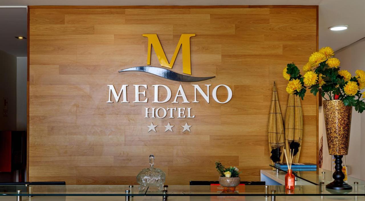 Hotel Medano トルヒーリョ エクステリア 写真